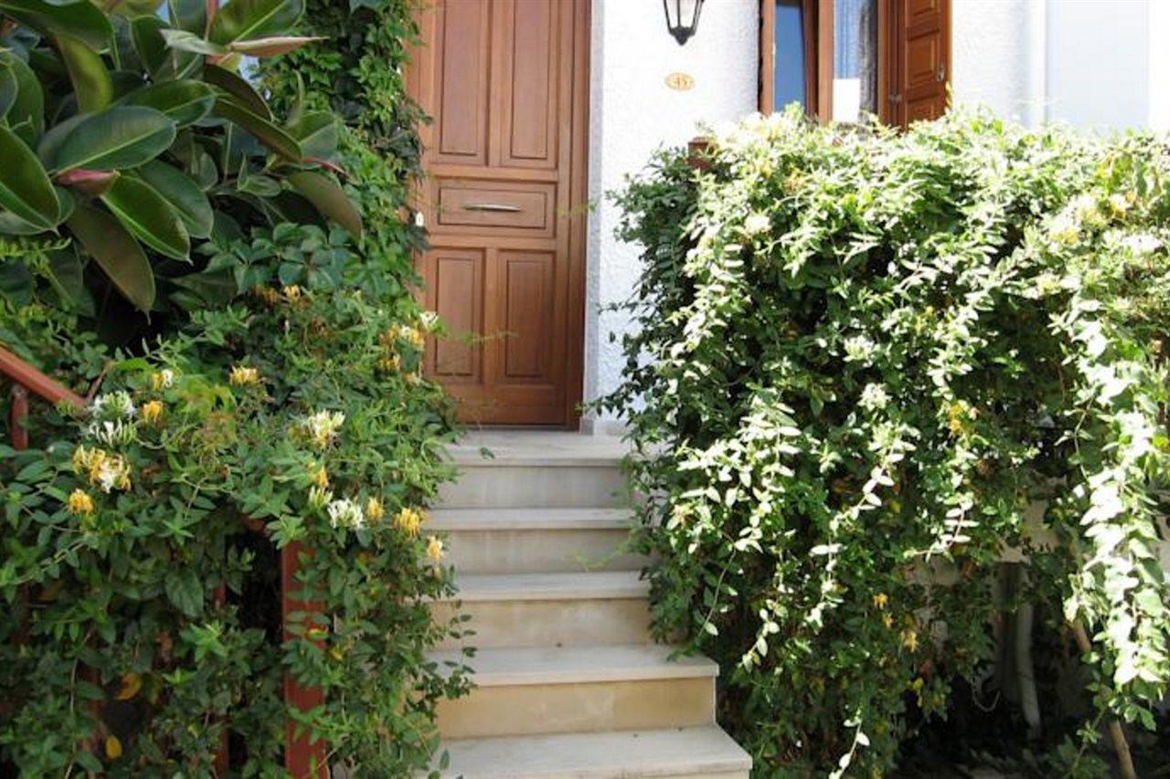 Blue Sea Hotel Apartments Rethymno  Exterior photo